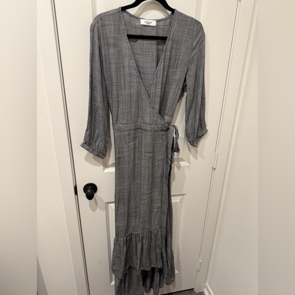 CARLY JEAN LOS ANGELES CJLA Gray Plaid Wrap Dress